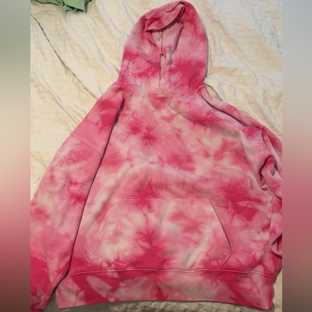 pink hoodie